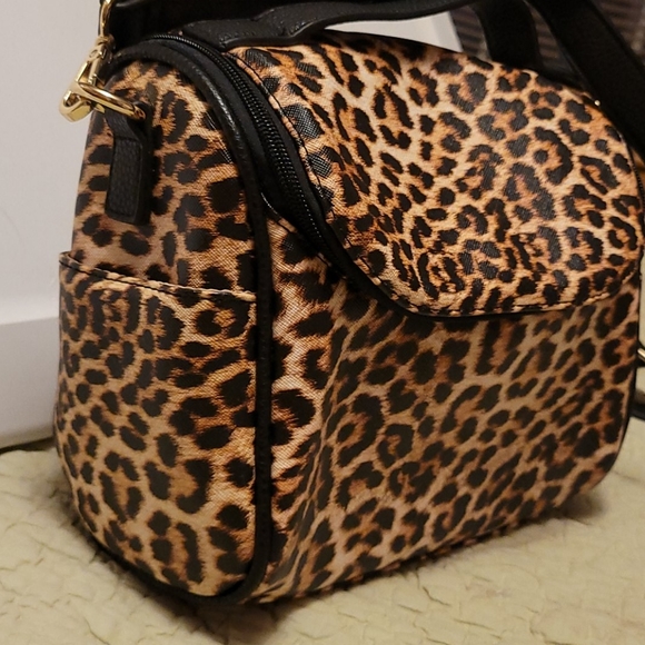 Purses - Picture 9 of 14